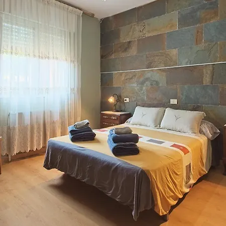 Pisos Leopoldo - Casaio Apartment