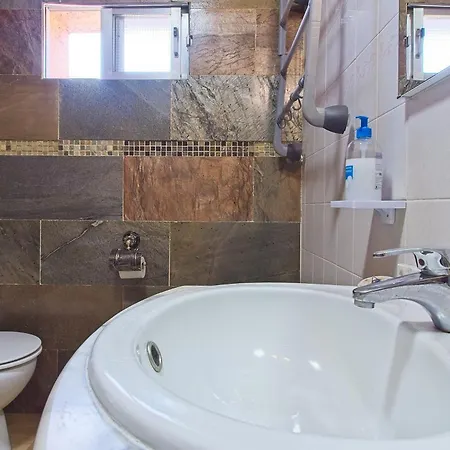 Pisos Leopoldo - Casaio Apartment