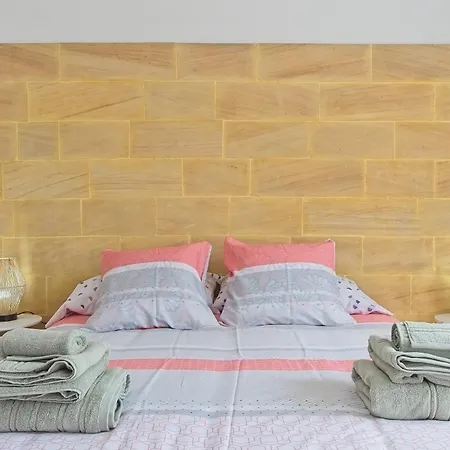 Apartment Pisos Leopoldo - Casaio Casayo