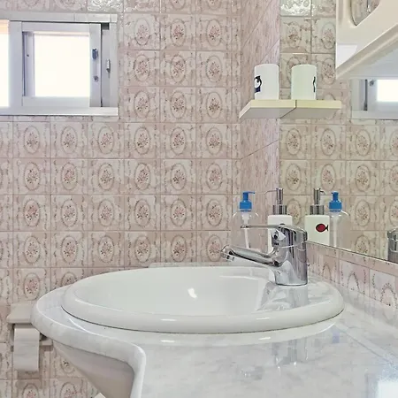 Apartment Pisos Leopoldo - Casaio Casayo